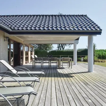 Four-bedroom In 펜션 *