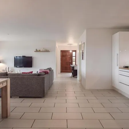 Four-bedroom In Nordenbro Vesteregn