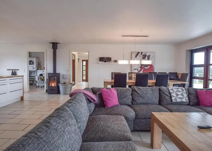 Four-bedroom In Nordenbro Vesteregn