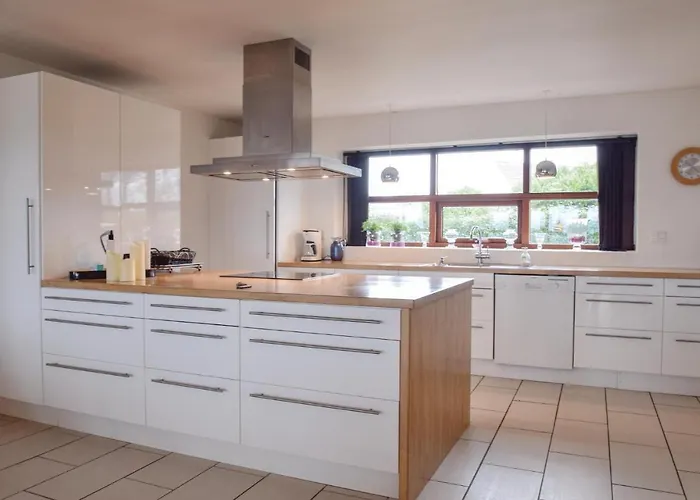 Four-bedroom In Ferienhaus *